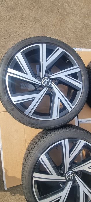 Jante VW GOLF 8 Bergamo R18