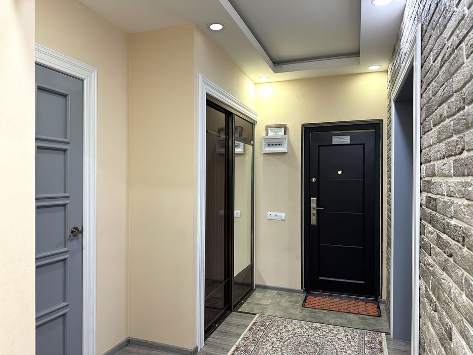 4/1/5 Тузель 2,балкон 2х6, полисадник и огород. Ипотека возможна.