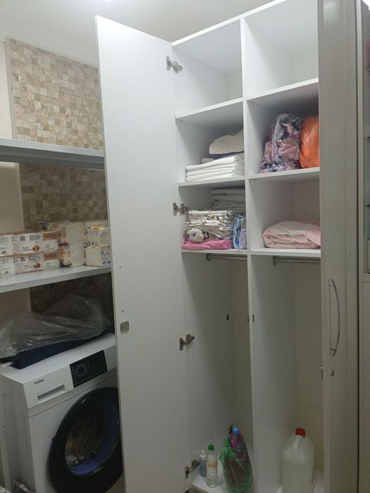 Шкаф для дома, офиса, салона