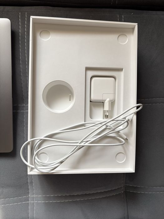 MacBook air13 2020