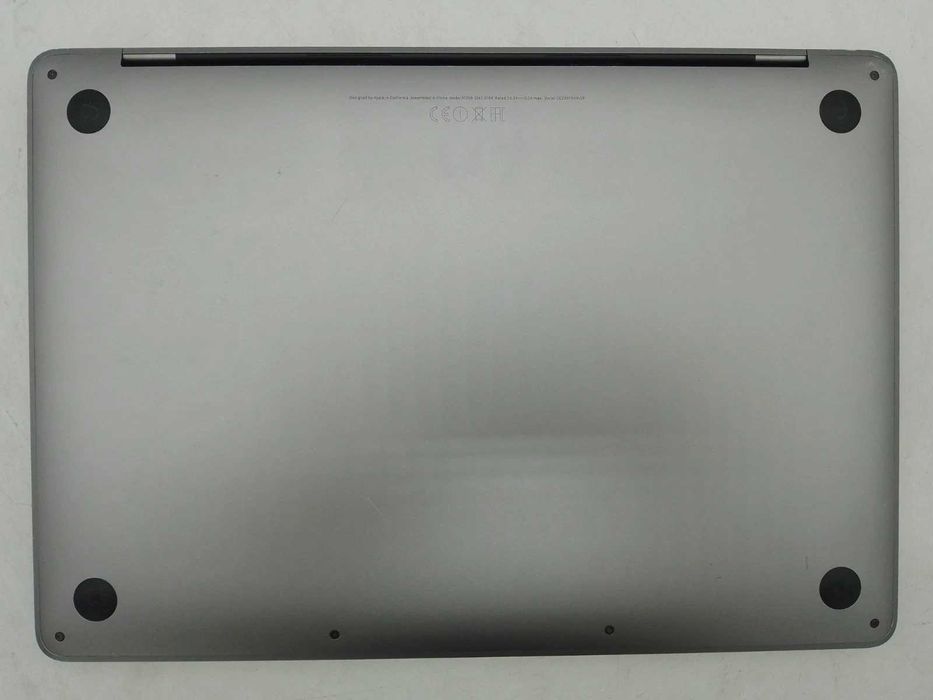 Macbook pro 1708  2017  16GB  Ram 250GB SSD Sequoia 15,7