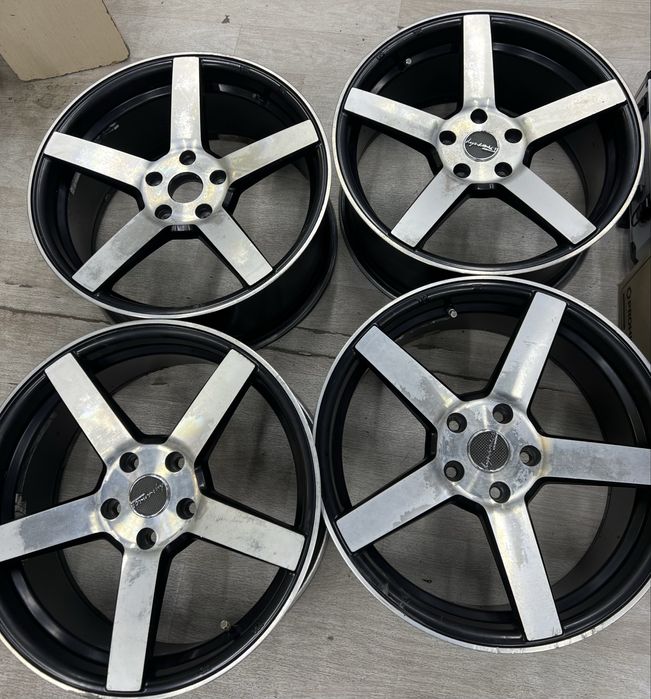 Продается комплект дисков VOSSEN R18