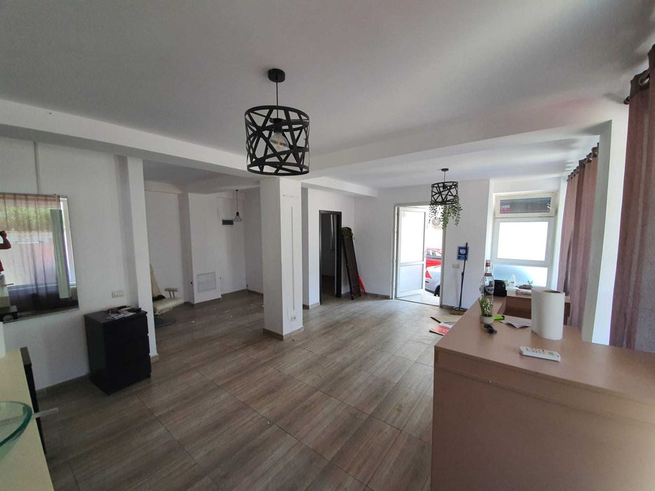 Spațiu comercial de închiriat – Popești-Leordeni Str Amurgului 31G Bis