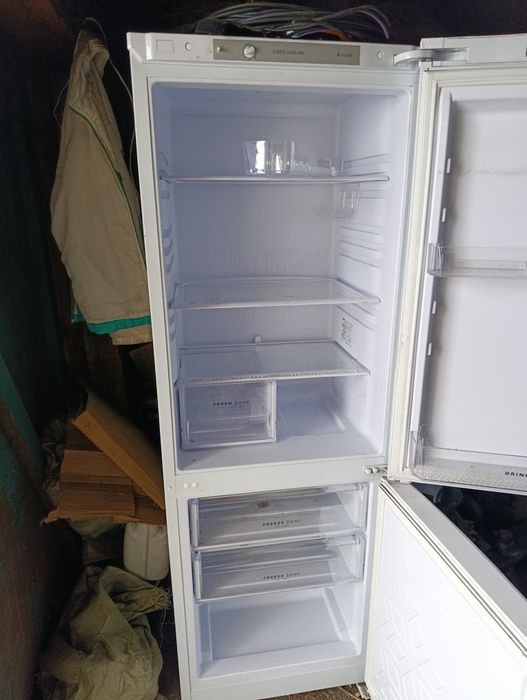 Продам холодильник