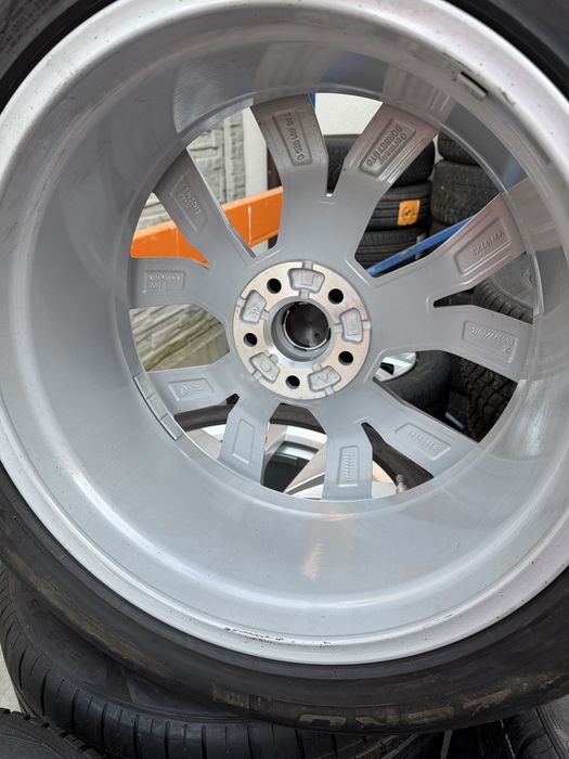 Roti Jante Aliaj 20 Montero Original Vw Touareg 3 CR Cu Anvelope Pirelli 285/45/20 Ca Noi