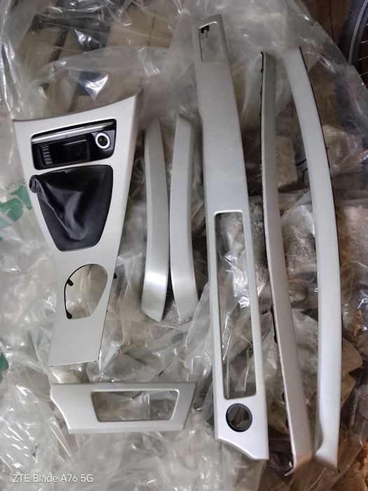 Чистачки за БМВ е90 и други части и модули