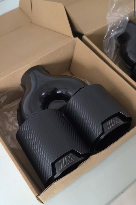 M Perfomance накрайници ауспух / M карбон E60 F10 E39 E46 E90 F32 F06