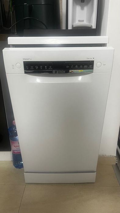 Bosch Masina spalat vase, CLASA C; 10 seturi, 6 programe, HomeConnect, SilencePlus, 45 cm; SPS4EMW24E