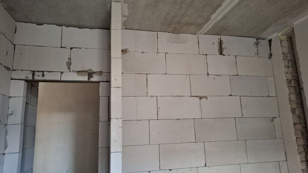 Кладка и штукатурка