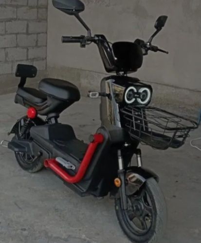 Электронный скутер танк 108