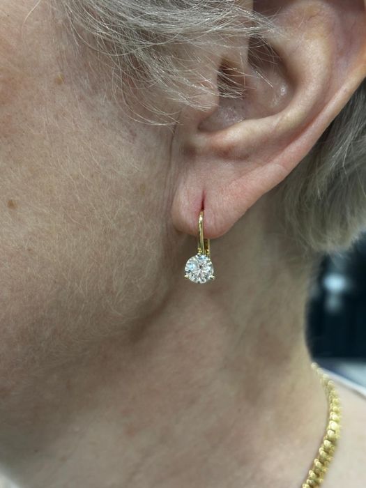 Золотые серьги с бриллиантми 2 карата