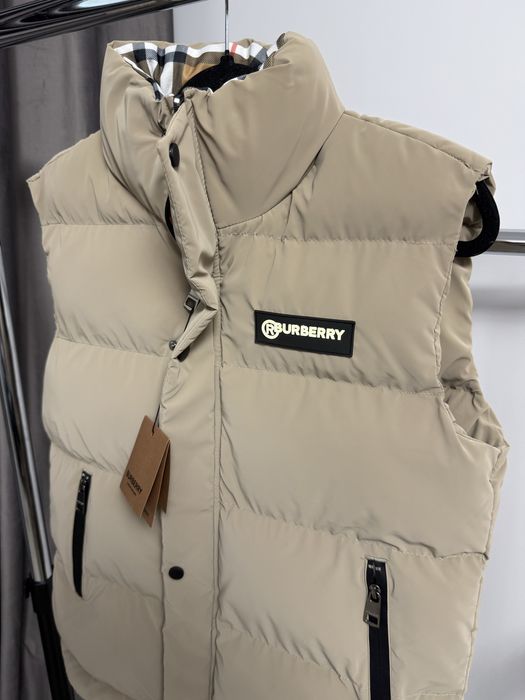 Vesta BURBERRY super calitate UNISEX
