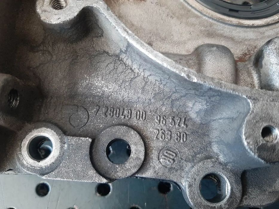 pompa ulei  ford focus 2 1.6 tdci hhda  72804800