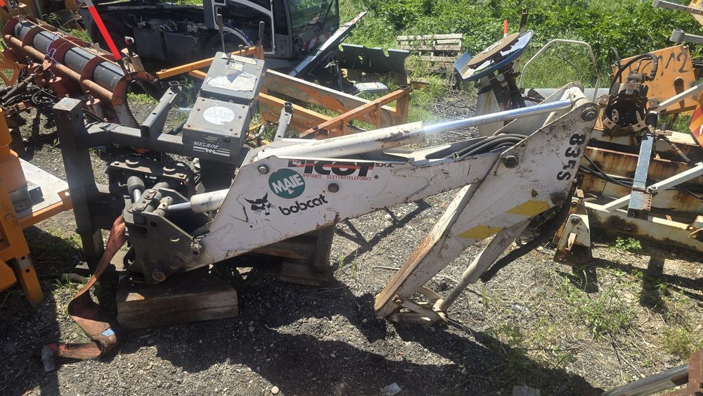 Vand Bobcat 943 brat excavat!