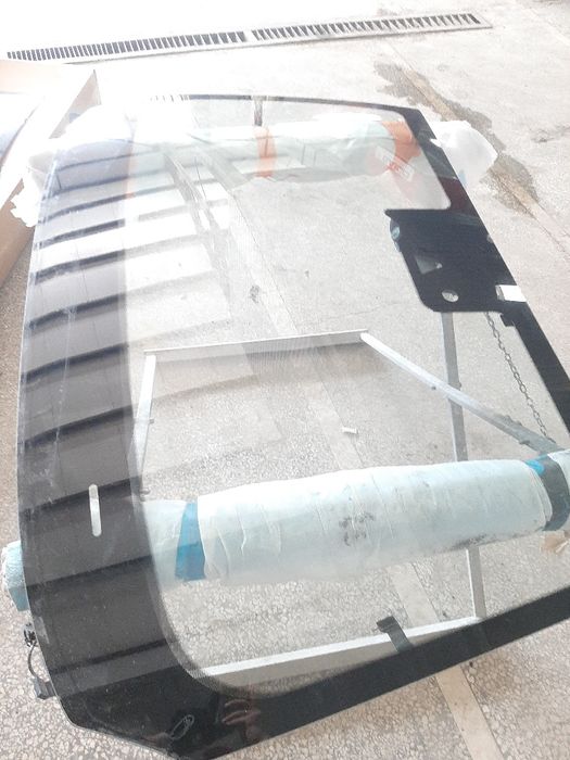 Стекло лобовое чери 4 ,7 и 8