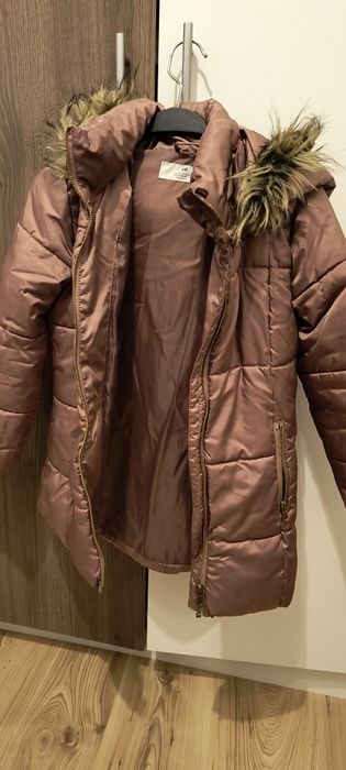 Geaca h&m, mar 7-8 ani