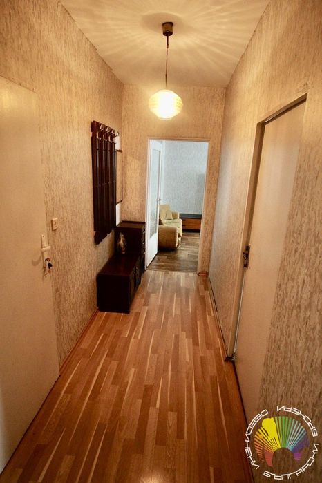 Дава се под наем Двустаен апартамент в Бургас, Славейков - 70 кв.м за 306 € - Снимка #3