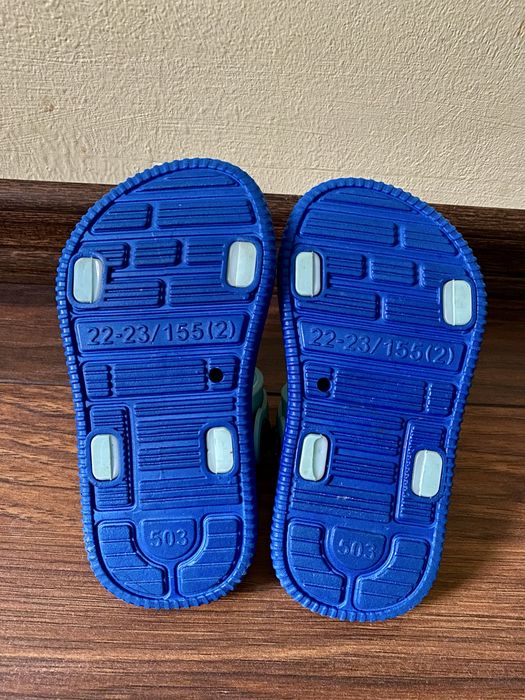 Детски чехли/сандали Baby Shark