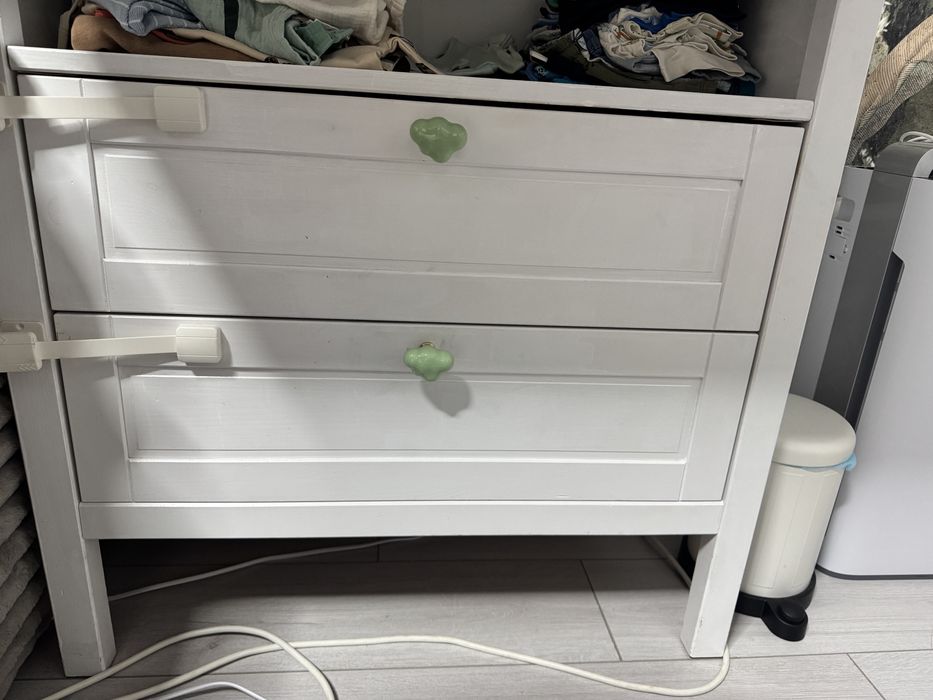 Masa infasat ikea / comoda infasat / masa bebelusi