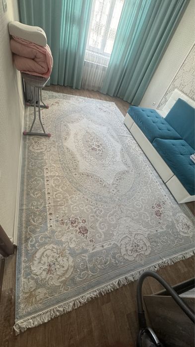 Продаю Ковры 250X400