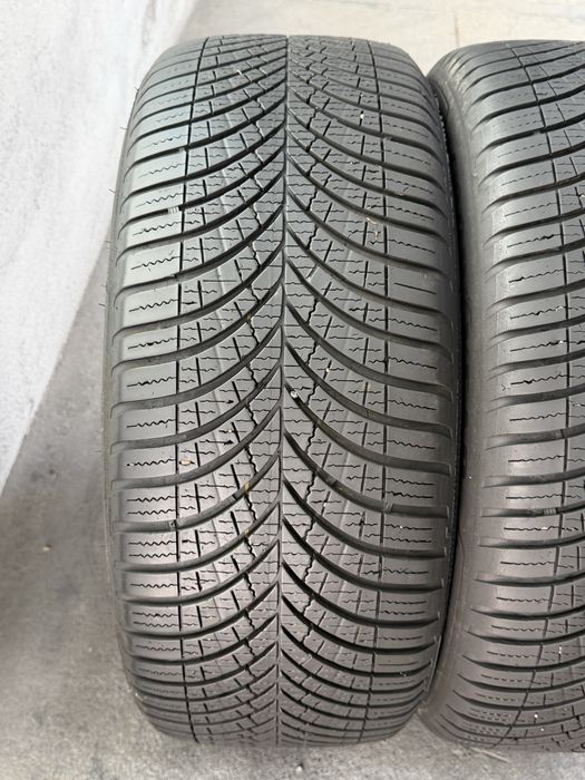 225/45/17 Goodyear 2Броя: 80€ 6.5мм Всесезонни гуми