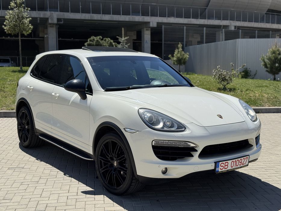 Porsche Cayenne 3.0d - Interior Turbo - Jante 21 - Garantie 12 LUNI ! RAR Efectuat