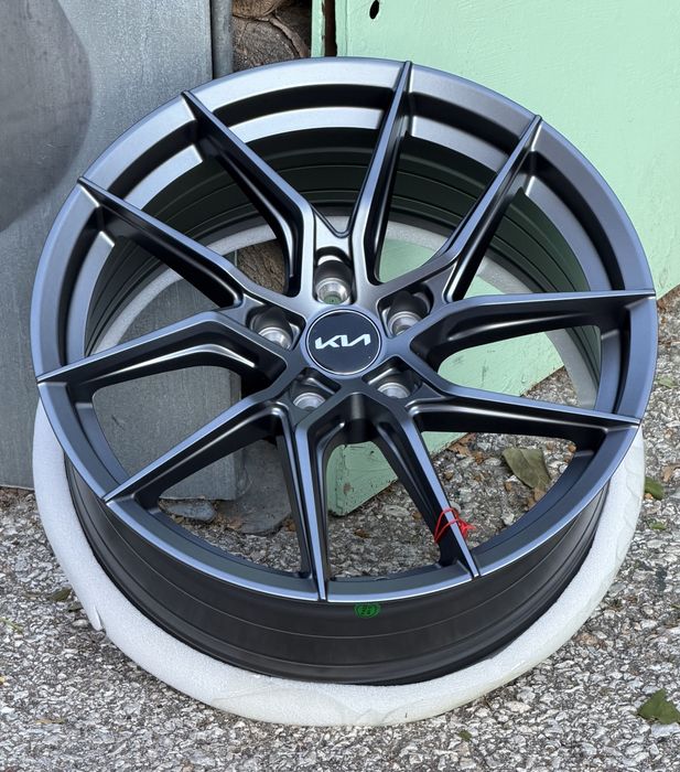 Джанти 18 “ цола 5х114.3 чисто нови Kia Hyundai Toyota Haval