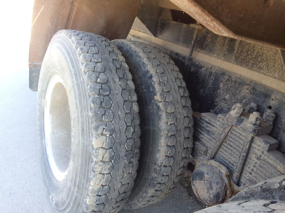 ЗИЛ Гия  срочно сотилади