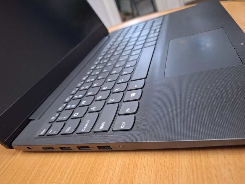 Laptop Lenovo Ideapad S145-15AST