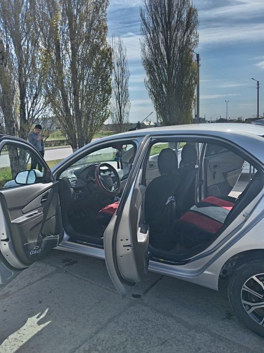 Шевроле кобальт 2020 года