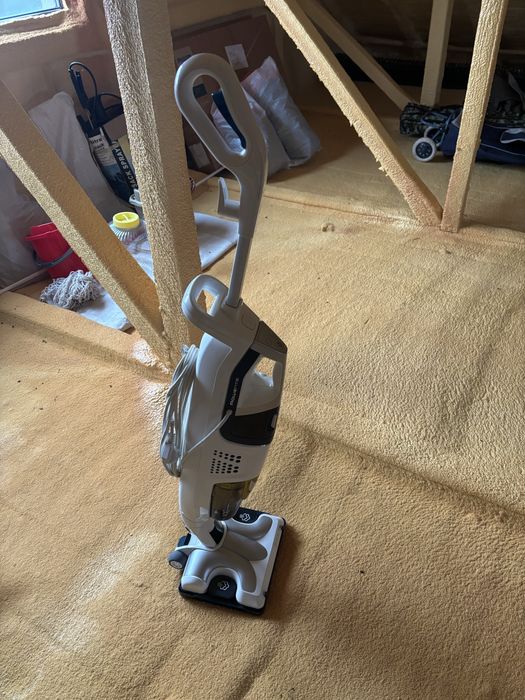 Aspirator Rowenta cu aburi