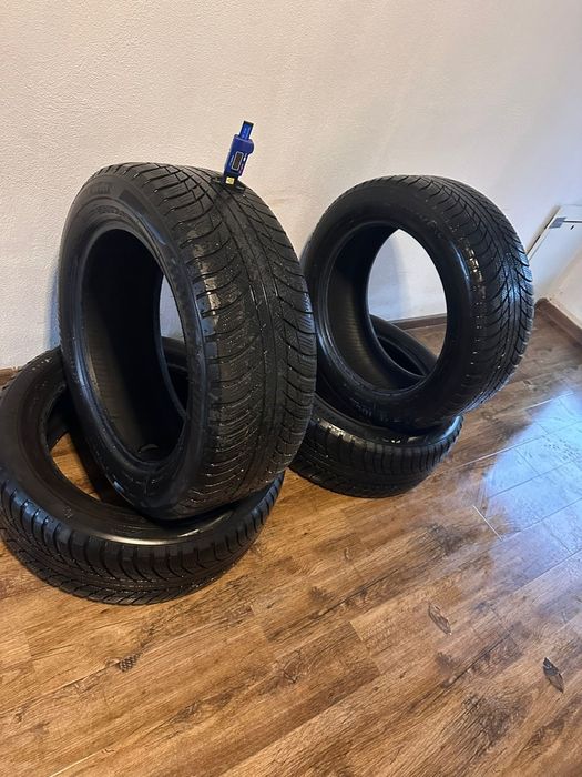 Cauciucuri 215 55 17 M+S Iarna