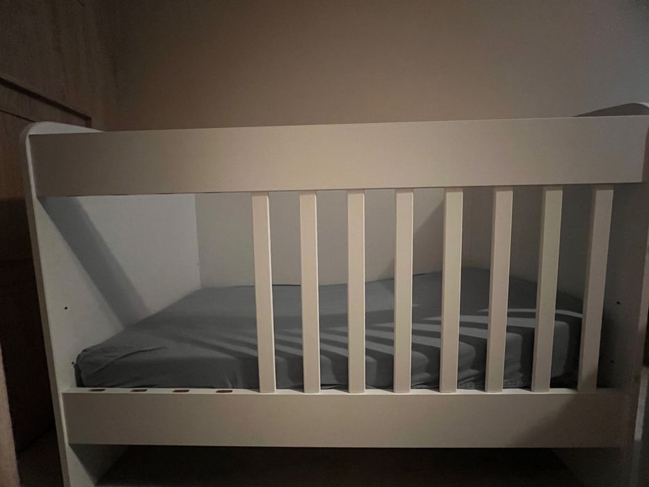 Бебешко легло (кошара) + матрак Pierre Cardin