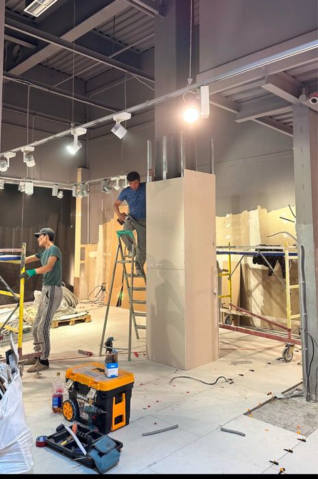 Услуги гипсокартона. Монтаж гипсокартона. Гипсокартонщикий