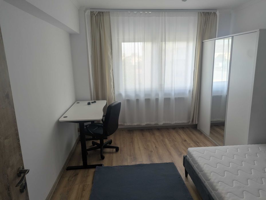 Inchiriez apartament doua camere, Fabricii vis-a-vis de Kauflan
