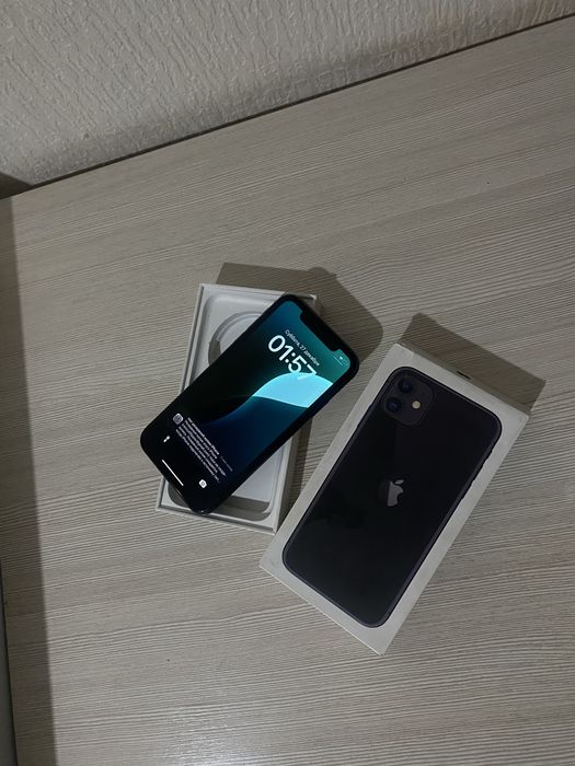 Айфон 11 в идеальном состоянии