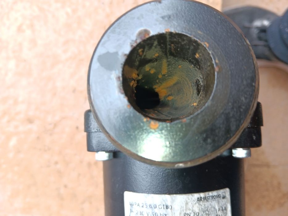 Помпа  за  камина,котел или печка