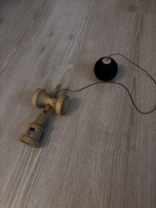 Kendama Ken LAMBO cu tama neo clear