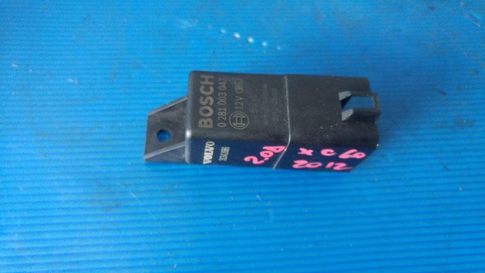 releu  2.0 d volvo xc60 2010-2014 0281003047