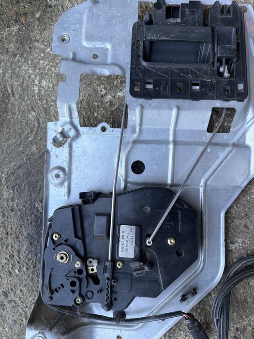 Sistem inchidere usi spate VW T 5