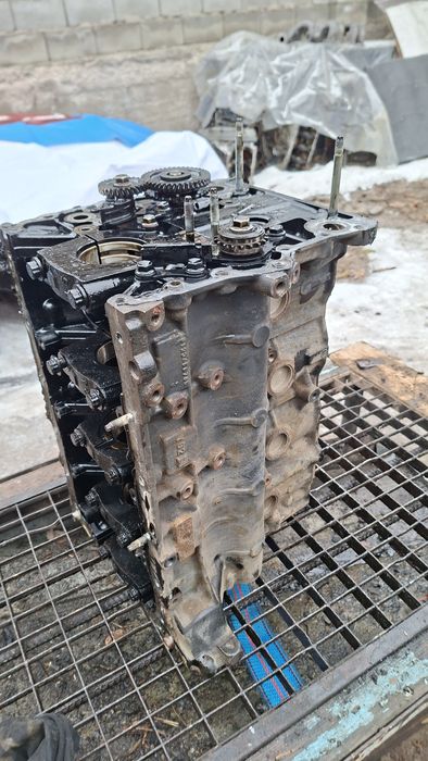 Блок цилиндров 2TR-FE TOYOTA