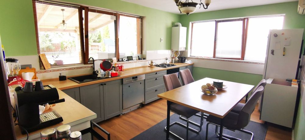 PF vand casa finisata modern