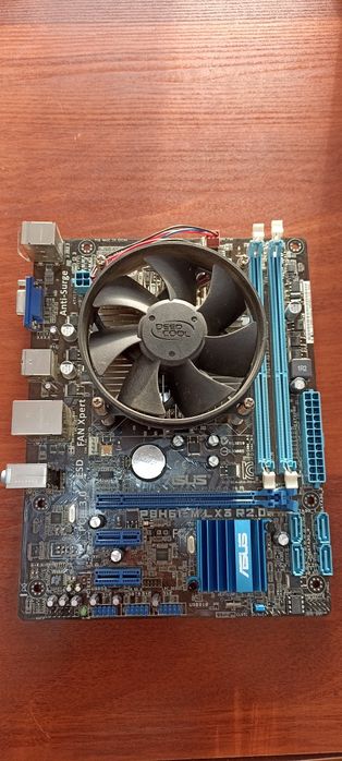 Материнская плата Н61, сокет 1155