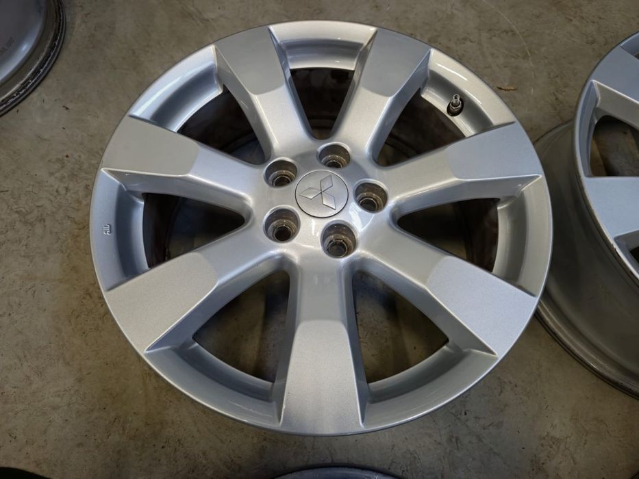 Jante Mitsubishi Outlander R18 originale stare foarte buna / Toyota