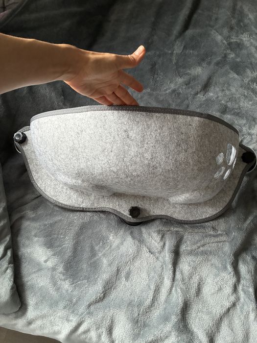 Котешко легло за прозорец