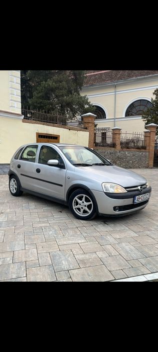 Opel corsa C ireproșabil mașină pentru pretențioși impecabil  înmatric
