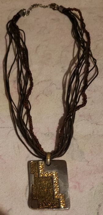 Продам сувениры серьги браслеты и подвески