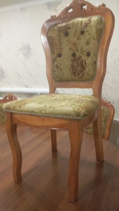 Стулья красивые ,для гостиной