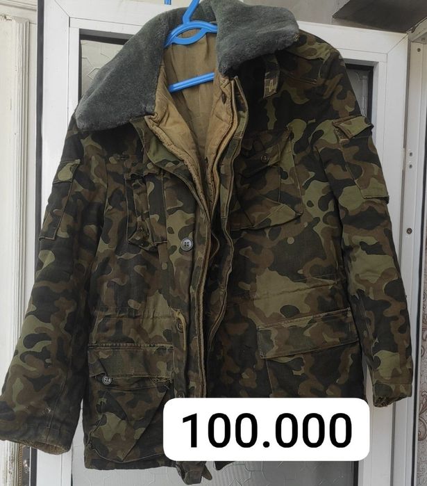 Qalin kiyimlar kurtka pidjakla