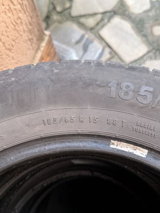 Cauciucuri continental 185-65-15